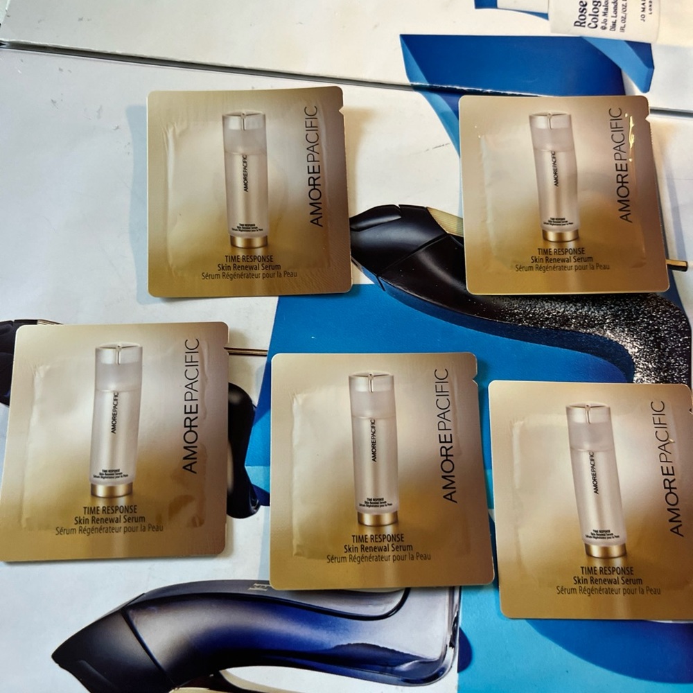 5x Amore Pacific Time Response Skin Renewal Serum 1ml=5ml